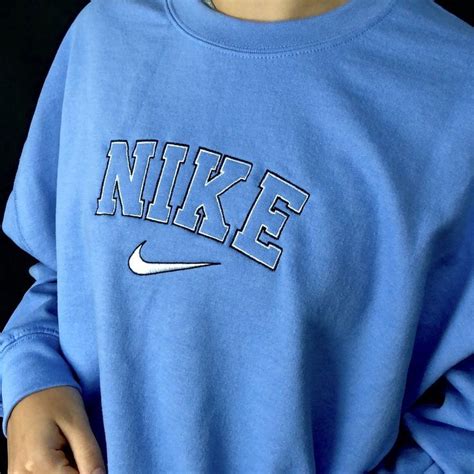 nike sweater lichtblauw|Light Blue Vintage Nike Sweatshirt .